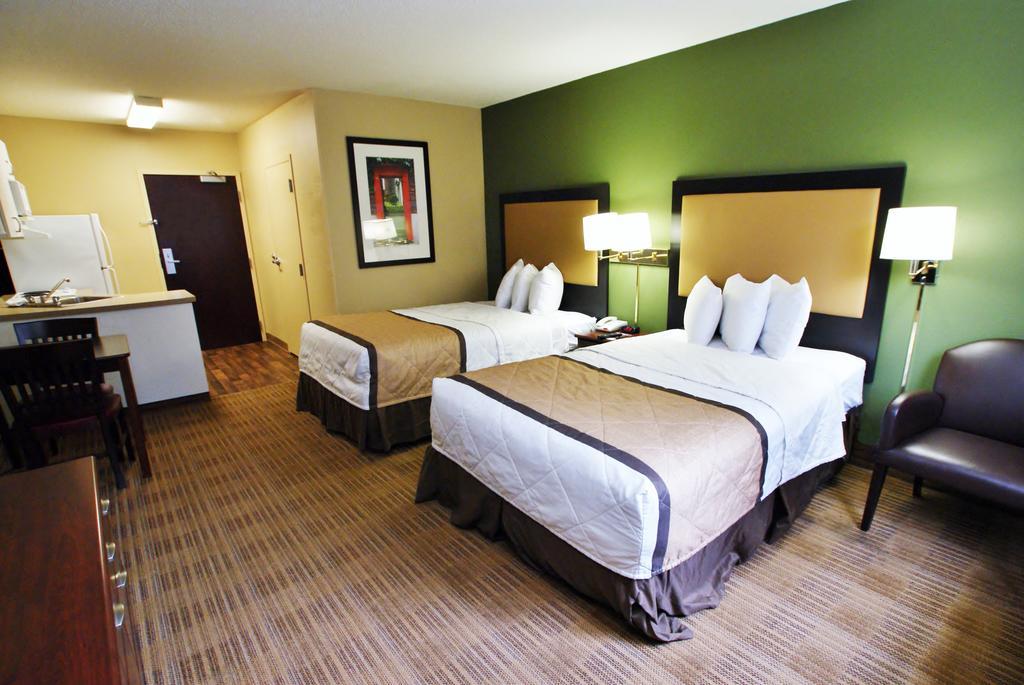 Extended Stay America Select Suites - Milwaukee - Wauwatosa Εξωτερικό φωτογραφία