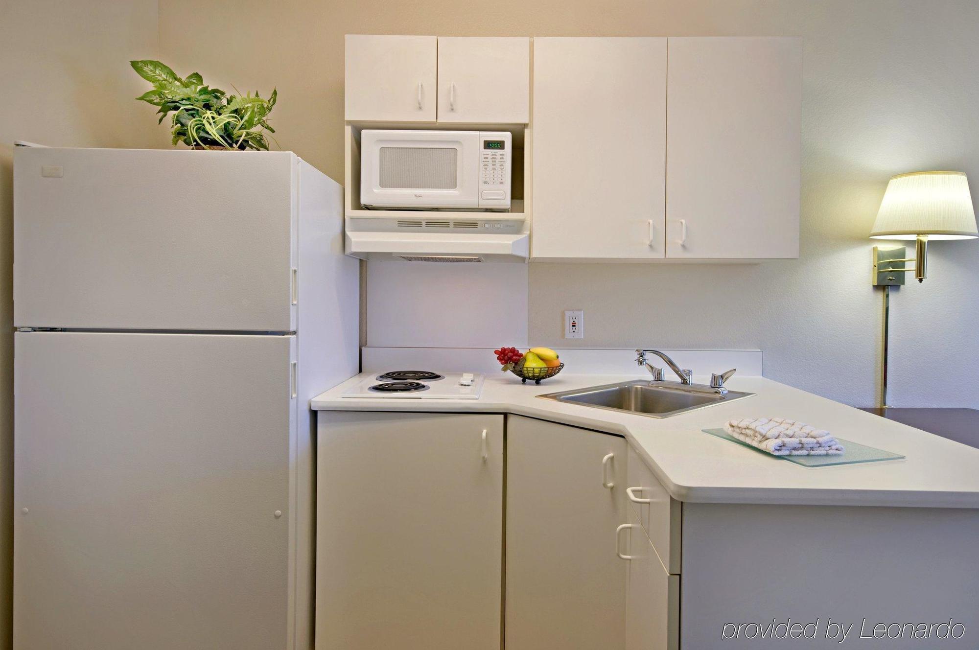 Extended Stay America Select Suites - Milwaukee - Wauwatosa Εξωτερικό φωτογραφία